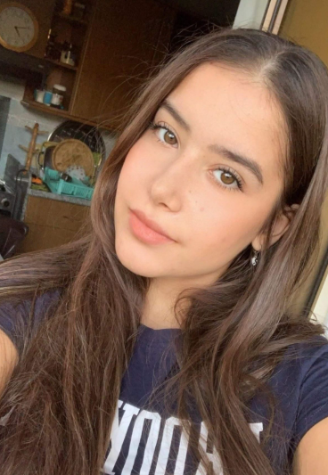 <em><strong>Chloe M.</strong></em>