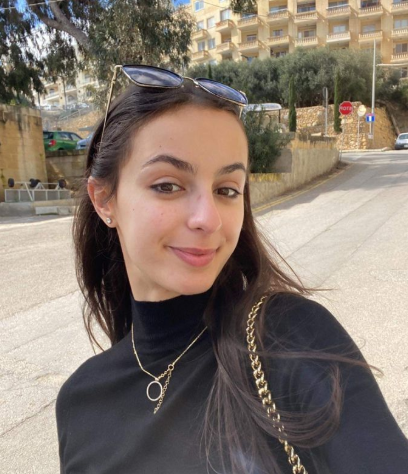 <em><strong>Emma R.</strong></em>